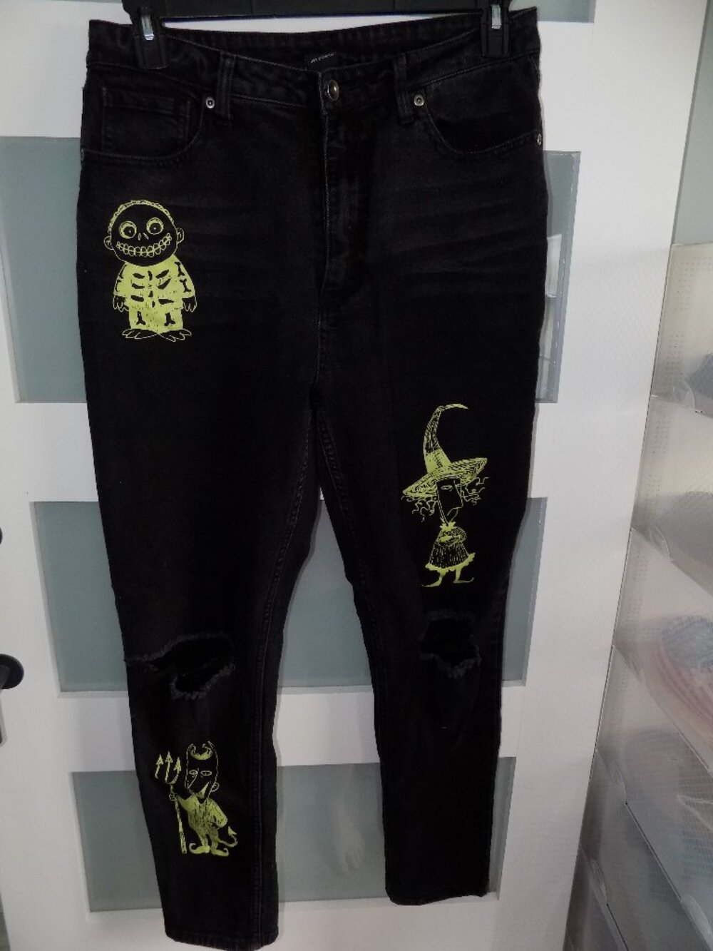 Disney "Nightmare Before Christmas" Black Glow in the Dark Jeans Size 11 Women's